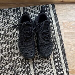 Nike Air 270 Black Mesh Sneakers